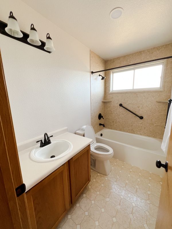Top Bathroom Remodeling Companies in Brownsburg, IN
